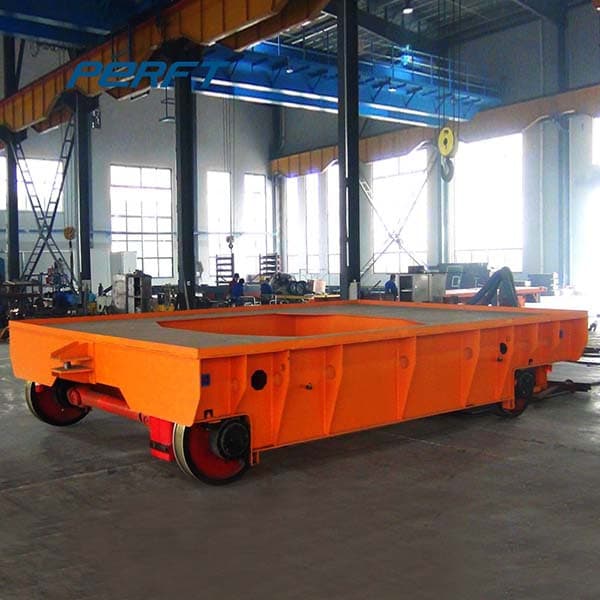 industrial motorized material handling cart for outdoor and indoor operation
